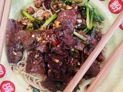 -周真真南昌粉面(实验学校店)