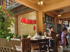 大堂-抚仙湖生态石锅鱼野生菌(告庄店)