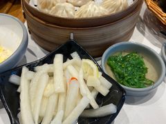 -馋三尺蟹粉小笼(人民广场店)