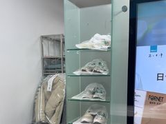 -福奈特洗衣·洗鞋·奢侈品护理(长阳路店)