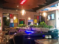 -三人行骨头王火锅(长寿店)
