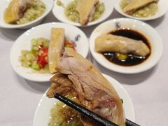 -红鼎豆捞·非遗鲍皇汤火锅(宝丰路店)
