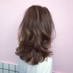 -宫铭烫发染发接发店