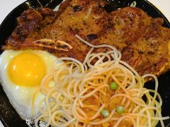 -豪客来牛排(中央花苑店)