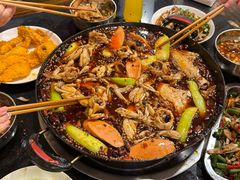 -鸿顺老铁锅美蛙鱼府(解放碑店)