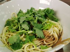 -王拐拐热干面·武汉三鲜豆皮(徐家汇店)