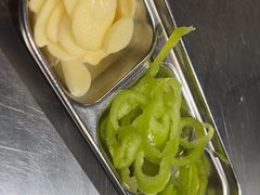 -马路牙子烧烤馄饨酒馆(望京店)