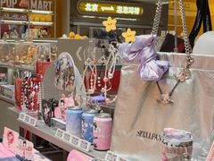 -泡泡玛特POPMART(蓝色港湾店)