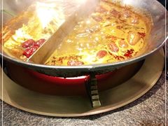 -湊湊火锅·茶憩(打浦桥日月光店)