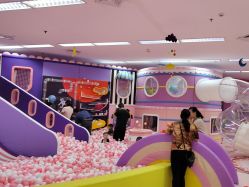 -孩子王童乐园(常德万达店)