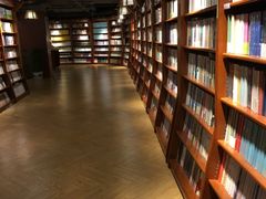 -新华书店(印象城店)