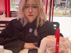 -何师傅美蛙鱼头(汉街店)