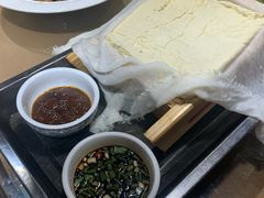 -靠山屯东北农家菜(八龙桥雅苑店)