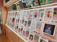 -4iNLOOK美瞳店(中山公园龙之梦店)
