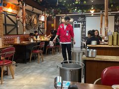 大堂-·缸桶屋·韩式牛肋条自助烤肉(西湖D11店)