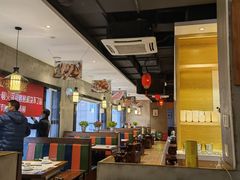 大堂-九府羊·鲜羊火锅·烤串(新华路店)