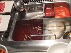 -海底捞火锅鲜切牛肉主题店(长寿路店)