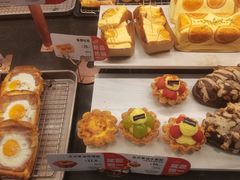 -HOT CRUSH趁热集合·现烤面包(上海环球港店)