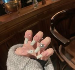 -斯馨·健康美甲美睫