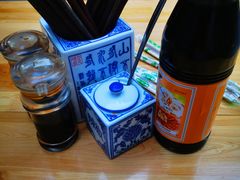 -沪西老弄堂面馆(定西路店)