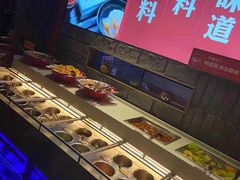 自助调料区-老牌坊云南鱼豆花火锅(哈西万达店)