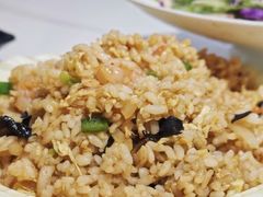 -嗨辣小聚·盘锦河蟹·海鲜烧烤龙虾(盘锦十年好店)