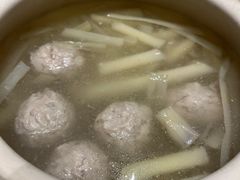 -梅花香里大酒店(郁金香路店)