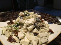 松花蛋拌豆腐-灶座小锅烀饼·铁锅炖(全国总店)