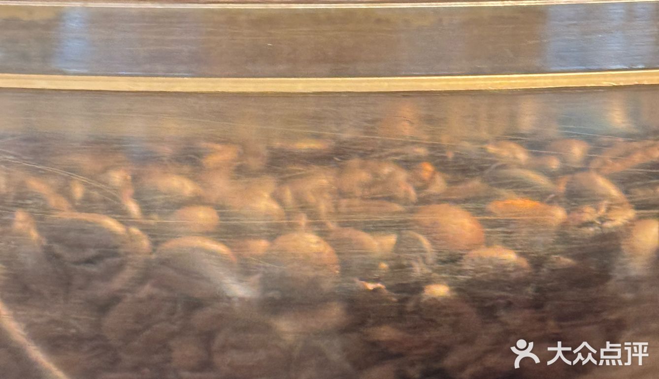 无冰块系列可选海盐焦糖慕斯浓缩，星巴克的倔强