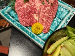 -山川小町·极番烧肉(新地假日广场店)