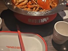 -胖哥俩肉蟹煲(济南世茂国际广场店)