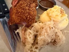 德国肘子-普兰达·啤酒花园德国餐厅(观唐店)