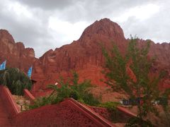 -天山神秘大峡谷