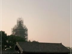 -绳金塔