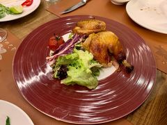 嫩烤整只法国春鸡-Golden Lily河内巴黎法越料理餐厅(建国西路店)