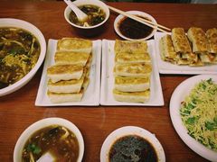 -小街锅贴(护国寺店)