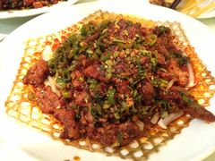 乡巴佬牛肉-自贡盐帮菜·玩辣餐厅(樱花园西街店)
