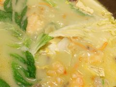 -咕嘟草帽鱼·牛奶一样的鲜鱼汤(天鹅湖万达广场店)