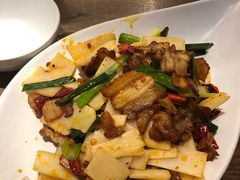 云南腊肉炒香笋-云海肴·汽锅鸡·云南菜(领展购物广场·中关村店)