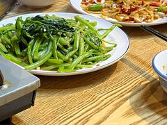 -牛八宝桂林米粉(八里庄店)