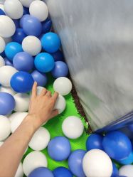 -孩子王童乐园(西安盛龙店)