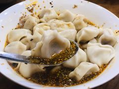 酸汤牛肉水饺-回坊马二饺子馆