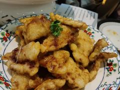 -老码头黑皮肘子锅包肉熏酱水饺(文政街店)
