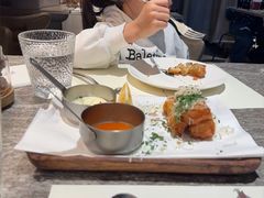 -SHADOWS•Bistro&Eatery(安福路店)
