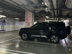 -新中关大厦·停车场