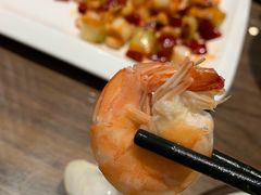 瓦罐海鲜里的虾-将相和·海鲜蒸饺大连菜