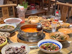 -亮欢寨酸汤鱼(沙冲路店)