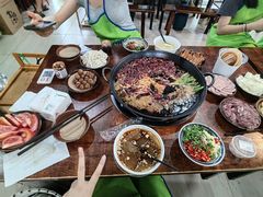 -黄潇洒老火锅(九眼桥宏济巷店)