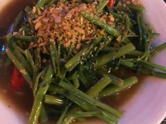 -Pakwan Restaurant & Bar