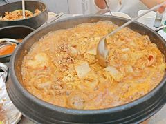 -豚妈妈汤饭·部队锅(南京东路店)